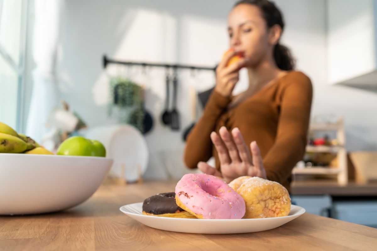 foods to avoid during clear braces and invisalign treatment